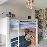 Grande Maison Lumineuse-Quartier Gazonfier-6 Personnes