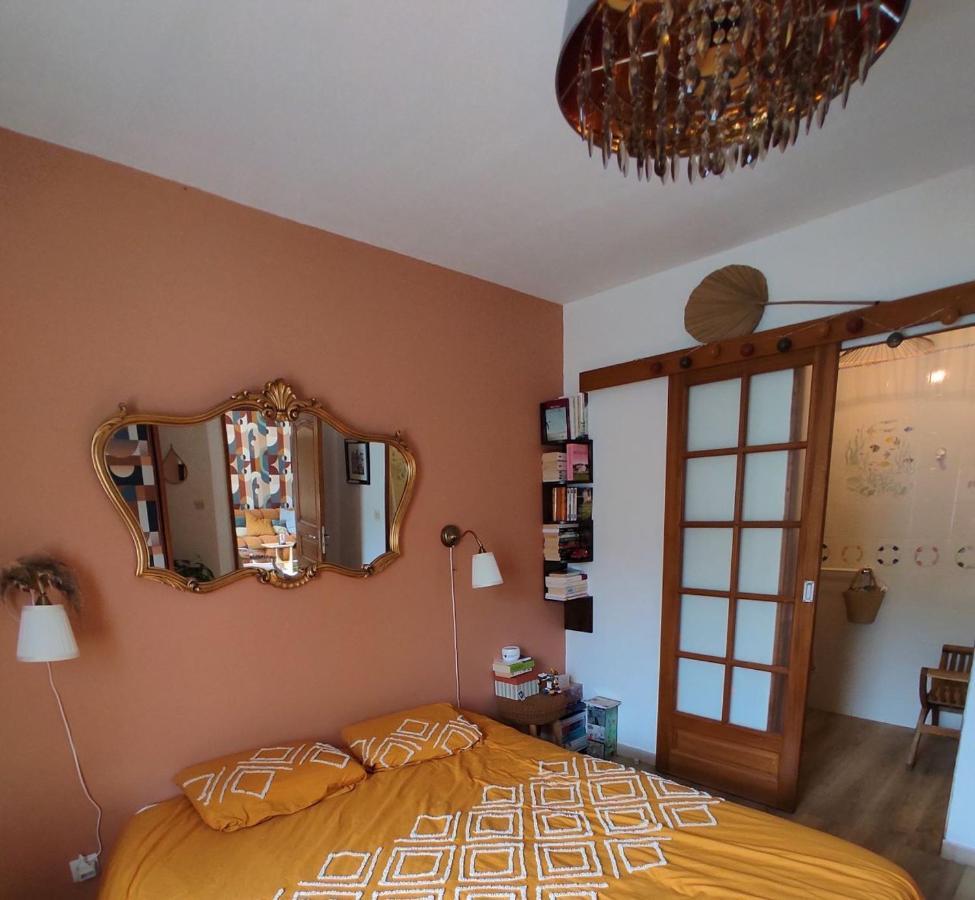 Grande Maison Lumineuse-quartier Gazonfier-6 Personnes Hébergement de vacances *