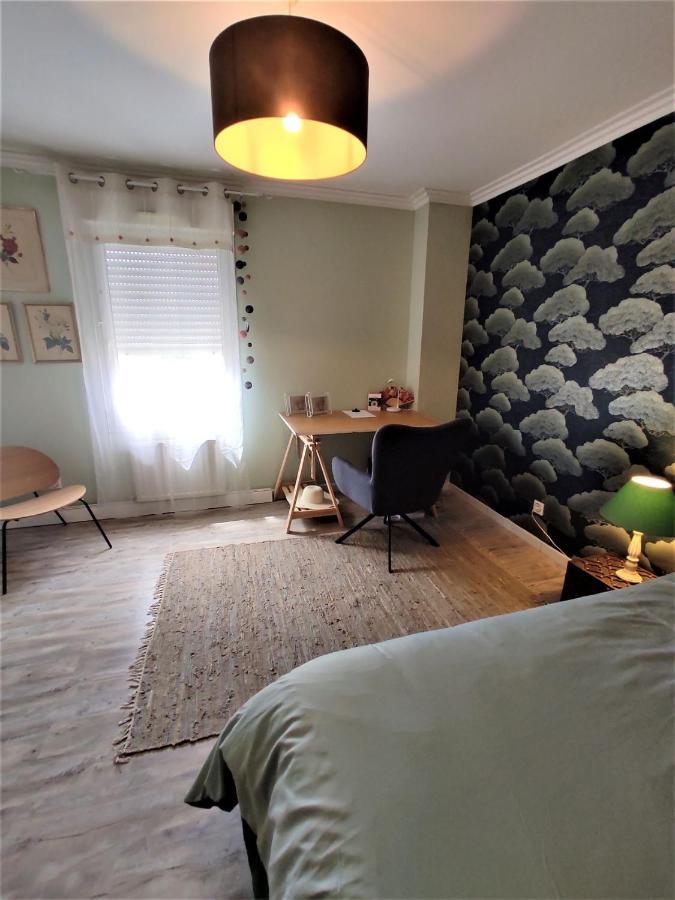 Hébergement de vacances Grande Maison Lumineuse-quartier Gazonfier-6 Personnes *