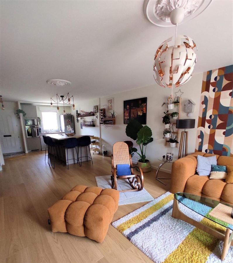 Grande Maison Lumineuse-quartier Gazonfier-6 Personnes